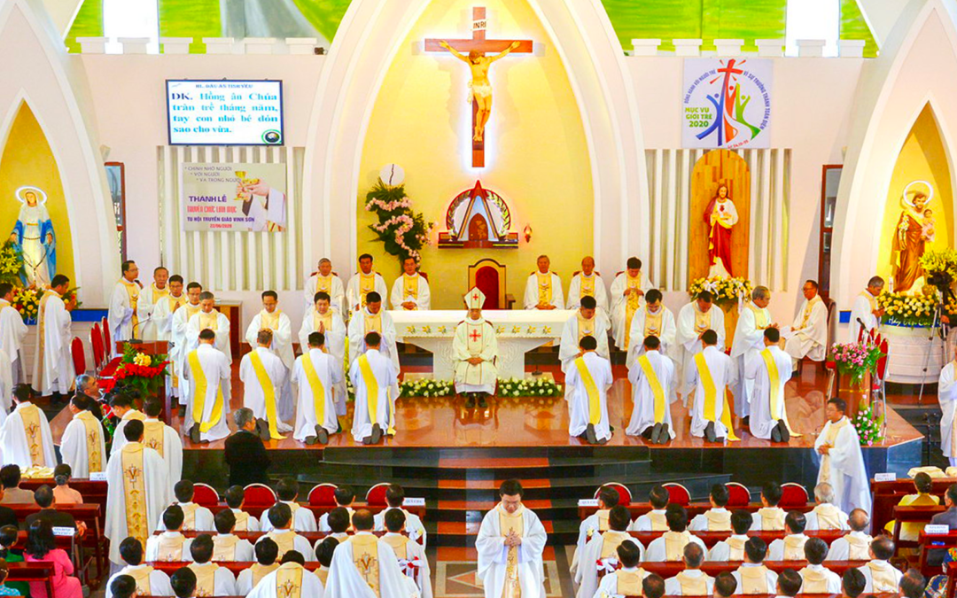 There are eight new priests in the Province of Vietnam