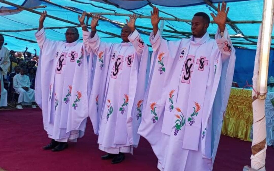 Tres nuevos sacerdotes en la Provincia del Congo