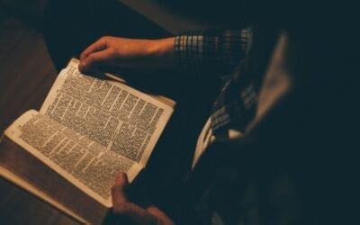 Vivre Pâques à la maison en tant qu’Église domestique, nourrie par la prière et la Parole de Dieu