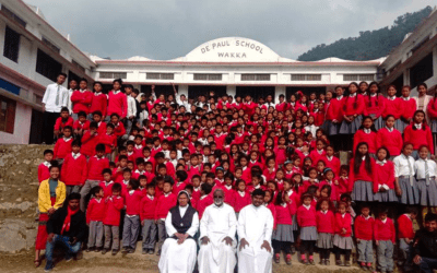 Construction du deuxième niveau de l’école de la mission de Wakka (Province Sud-Inde)